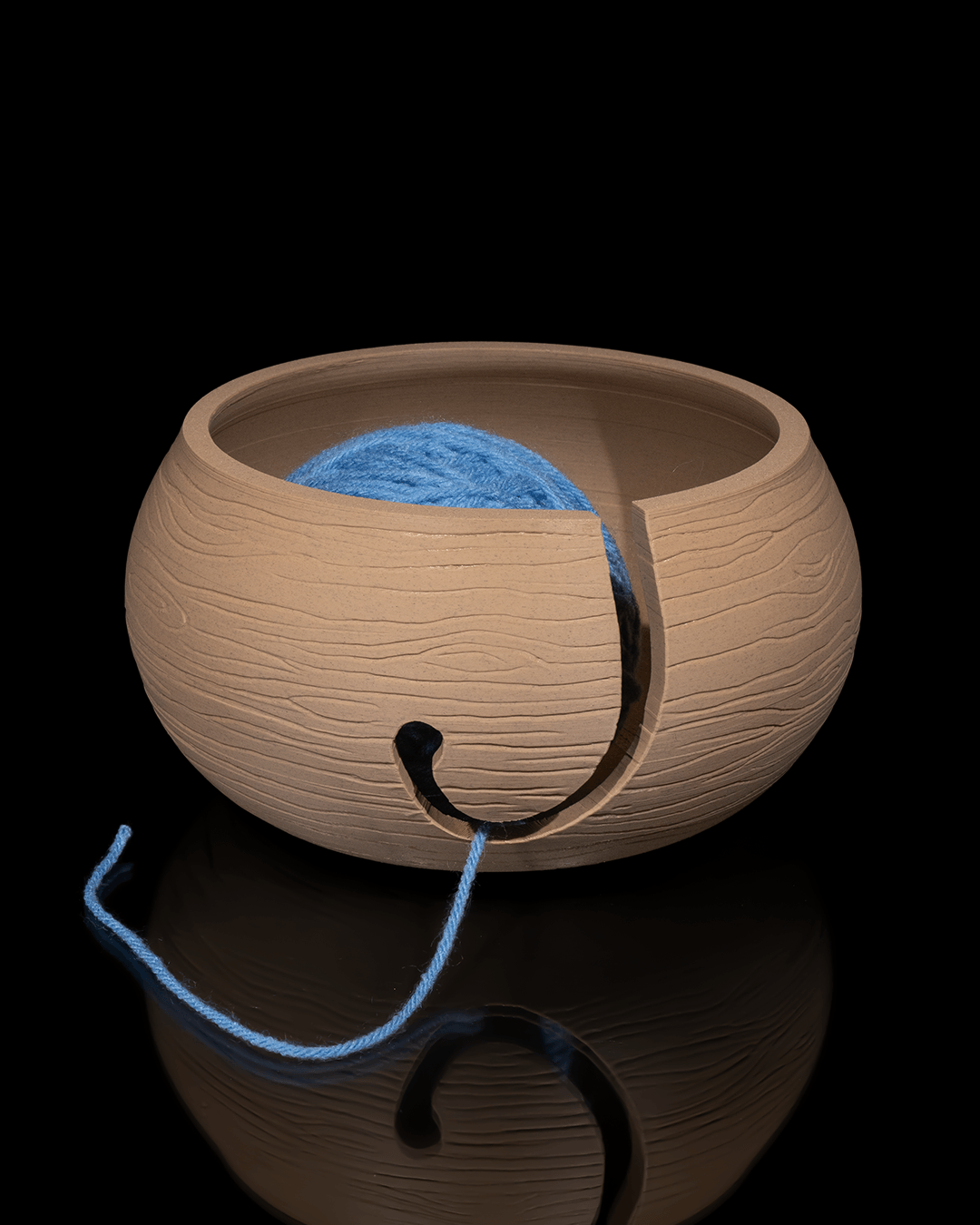 Yarn dispenser